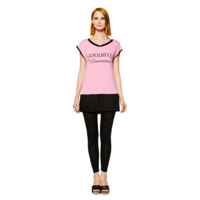 PEPITA 9041 Maxi t-shirt rosa nero con balza a pieghe e stampa