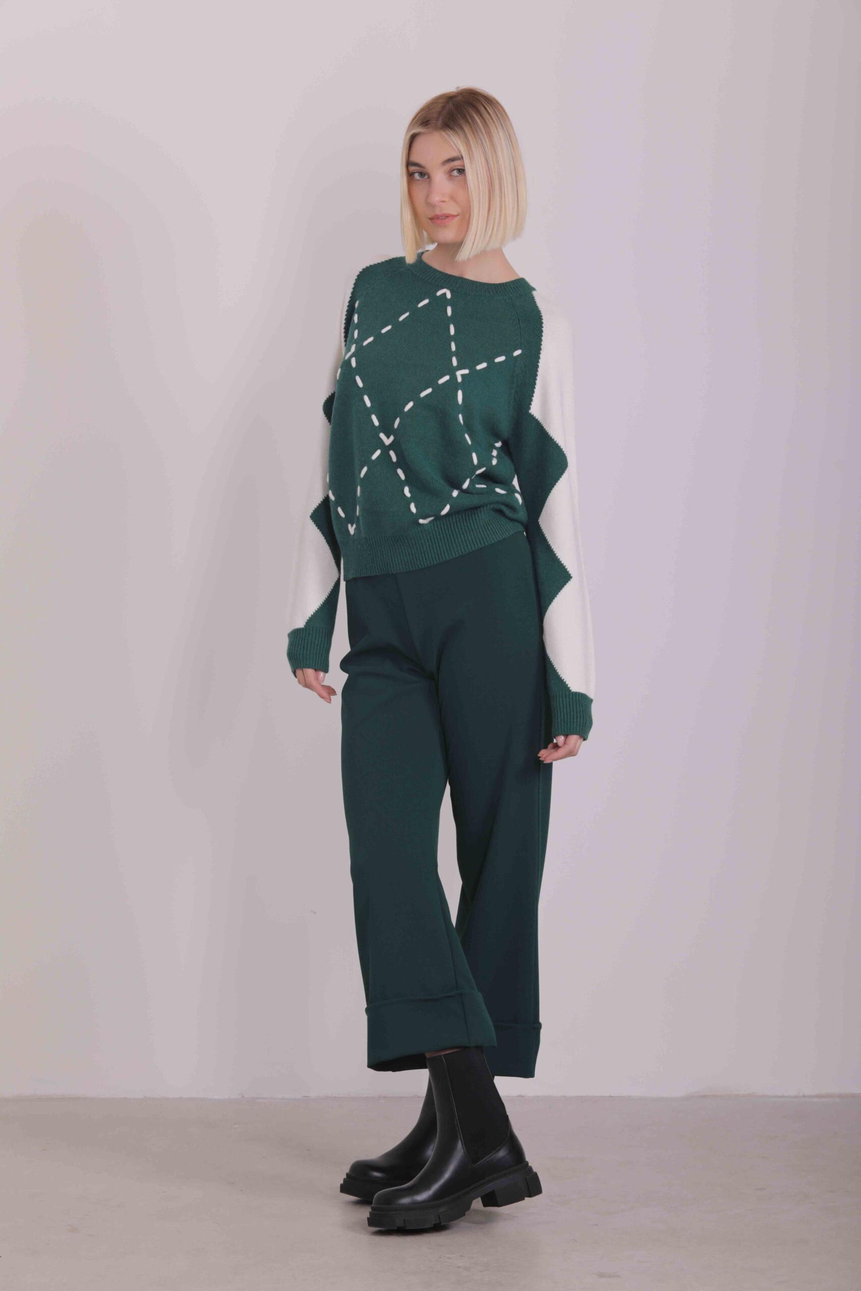 Mimi discount mua abbigliamento