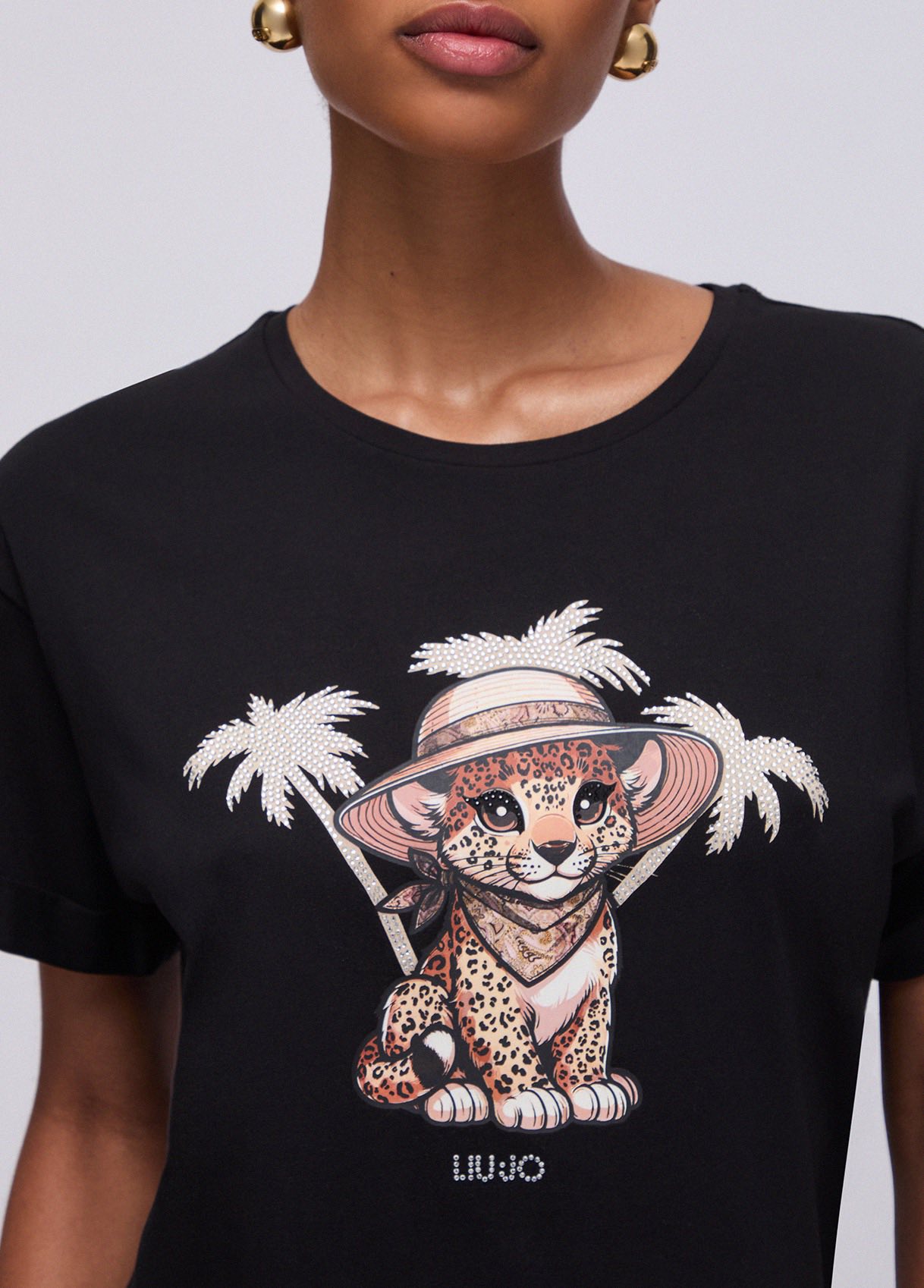 T-shirt Ecosostenibile Liu Jo Better con Cucciolo di Leopardo – Nero - immagine 2