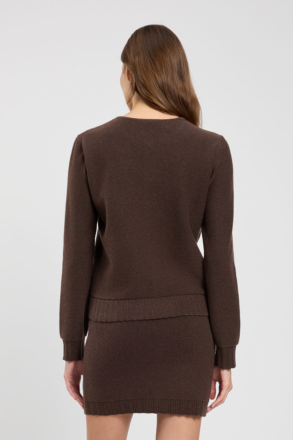 TWINSET – Cardigan "Mocha" con Bottone in Metallo Smaltato - immagine 3