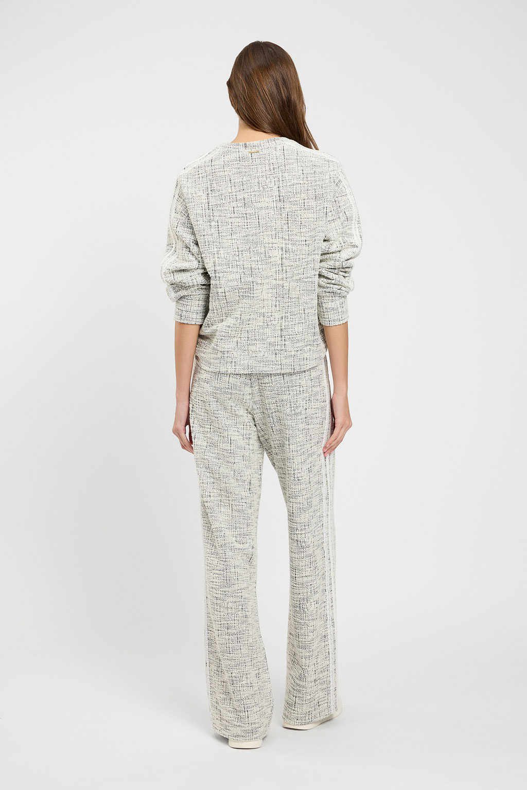 Twinset – Pantaloni "Tweed Off White / Nero" in Felpa Intrecciata - immagine 3