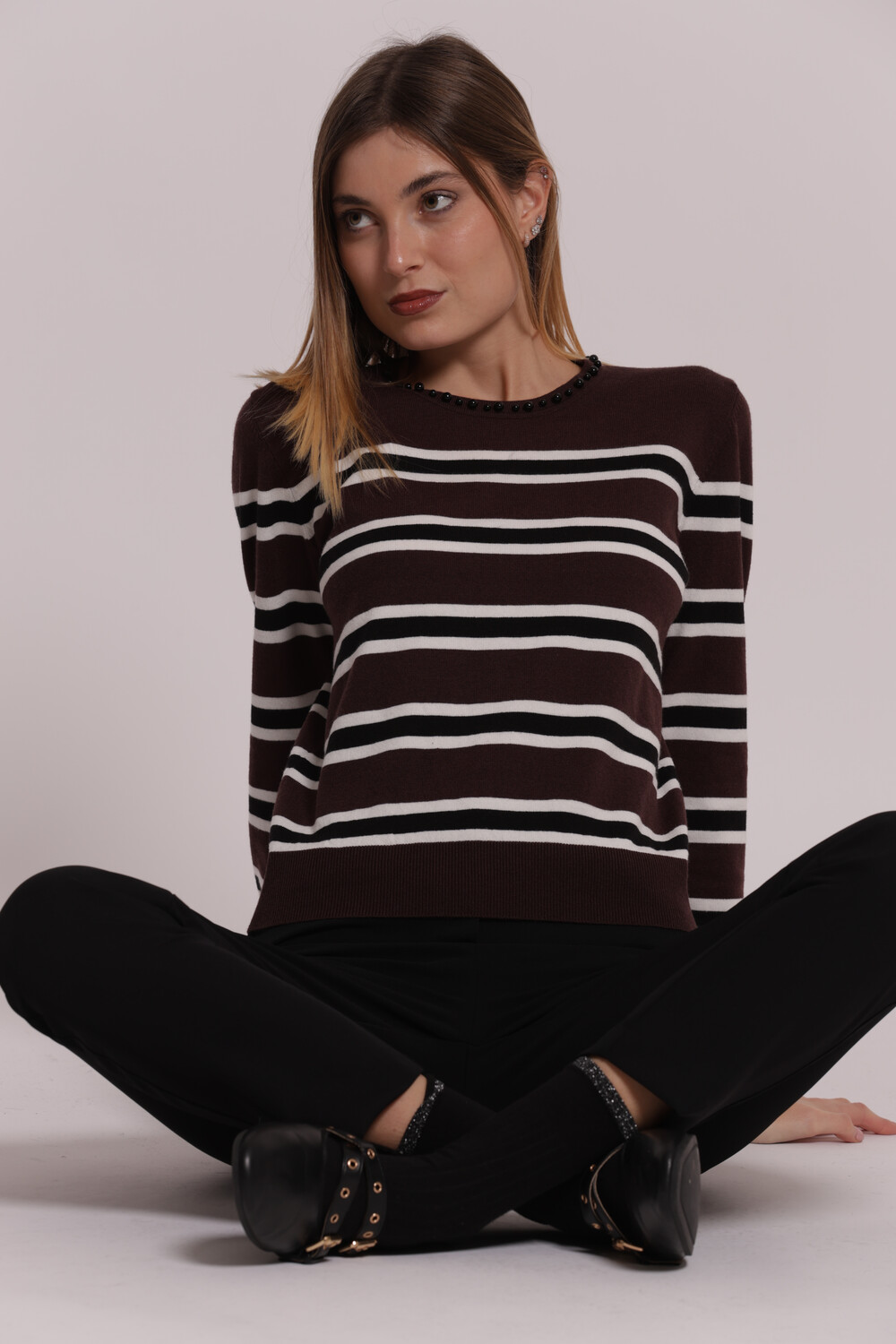 Mimì Muà Firenze – Maglia a Righe "Moro" in Misto Viscosa Soft con Collana di Perle Integrate nello Scollo - immagine 5
